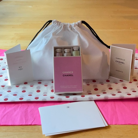 🧴 CHANEL PERFUMED HAND CREAM 🧴 NWT 🧴 - Picture 4 of 16